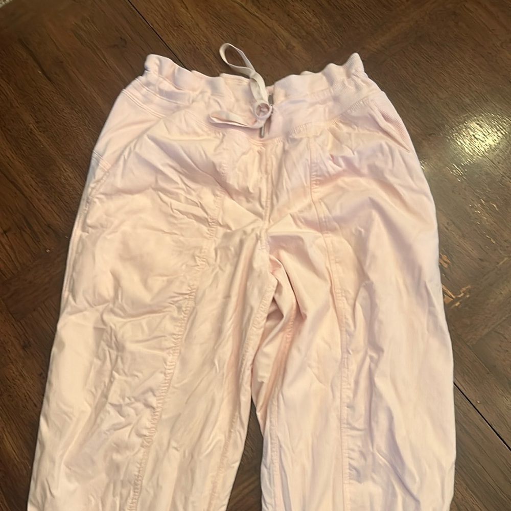 NWOT Lululemon Joggers